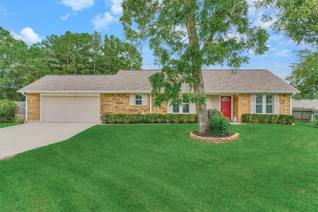 15031 Port Circle, Willis