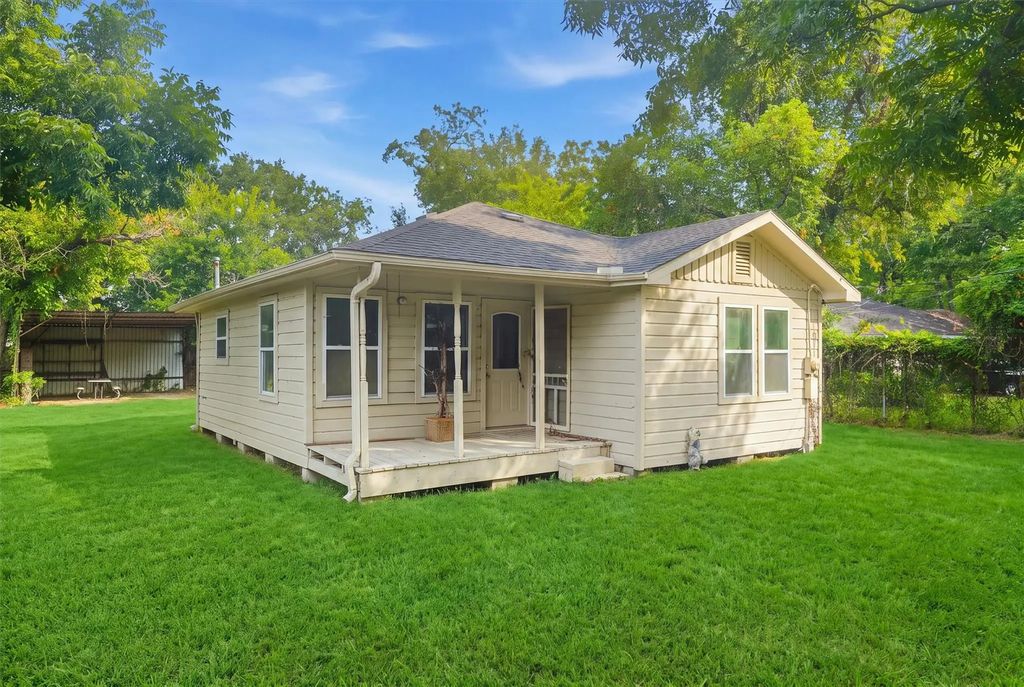 9318 Bertwood Street, Houston