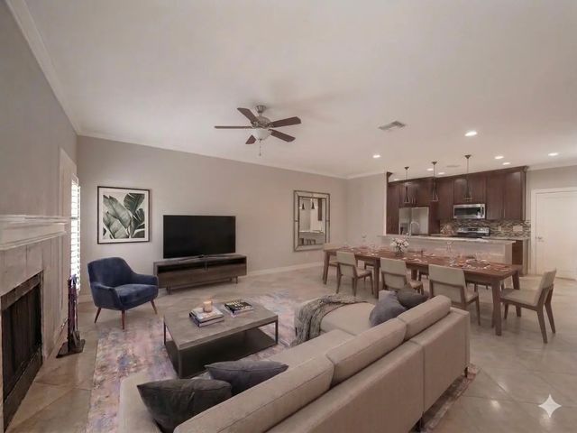 6000 Reims Road 2205, Houston