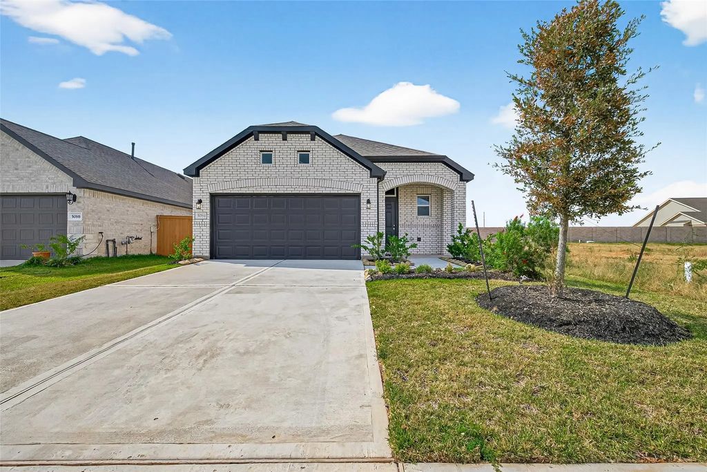 9975 Enclave Grove Drive, Willis
