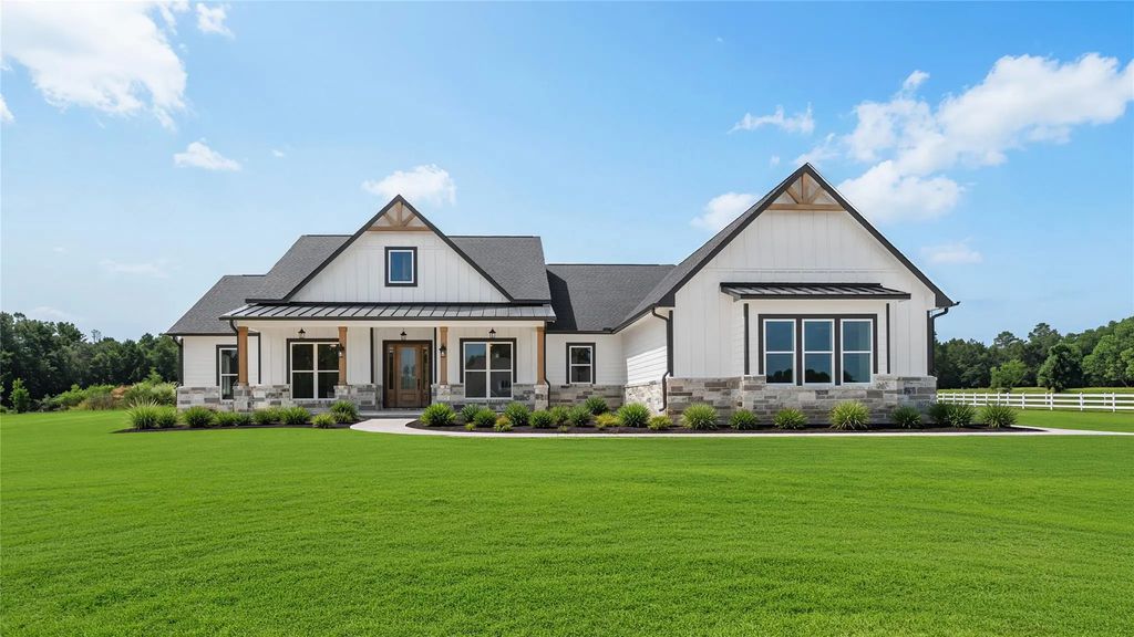 24835 Two Rivers Road, Montgomery