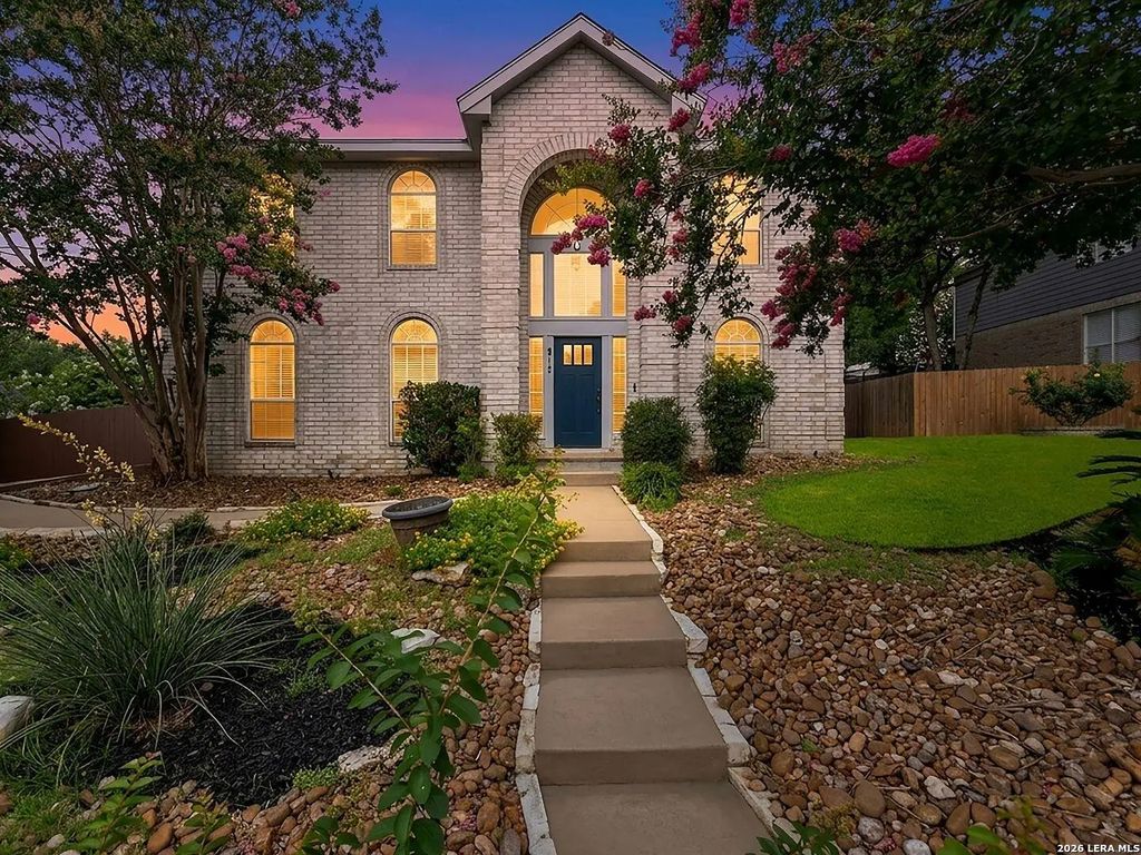 815 Stoneway Dr, San Antonio