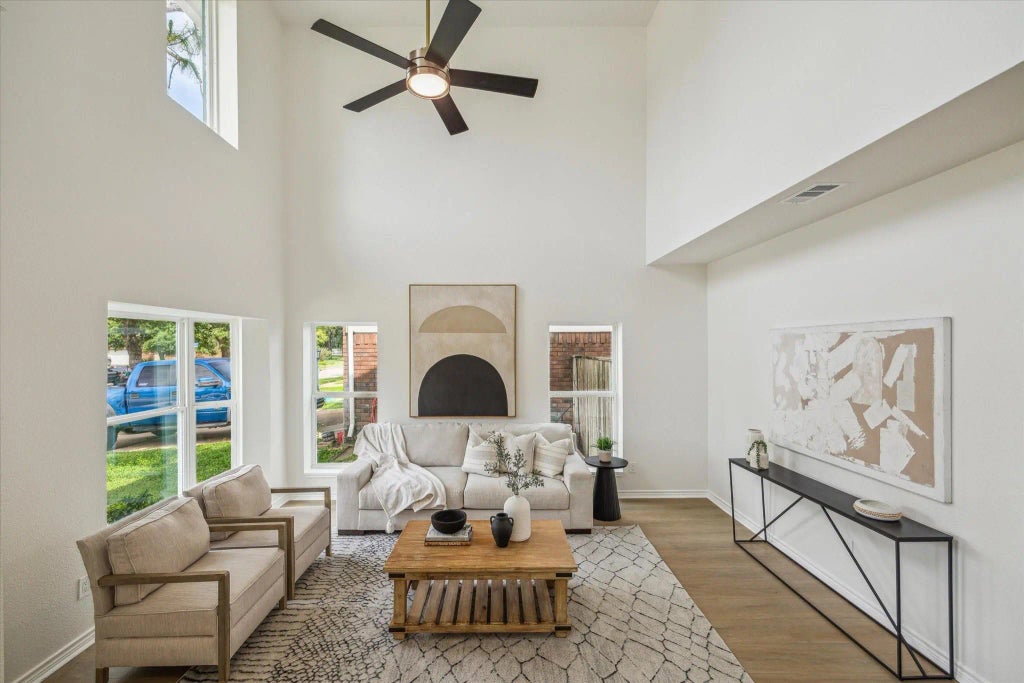 6806 Flowermound Drive, Sugar Land