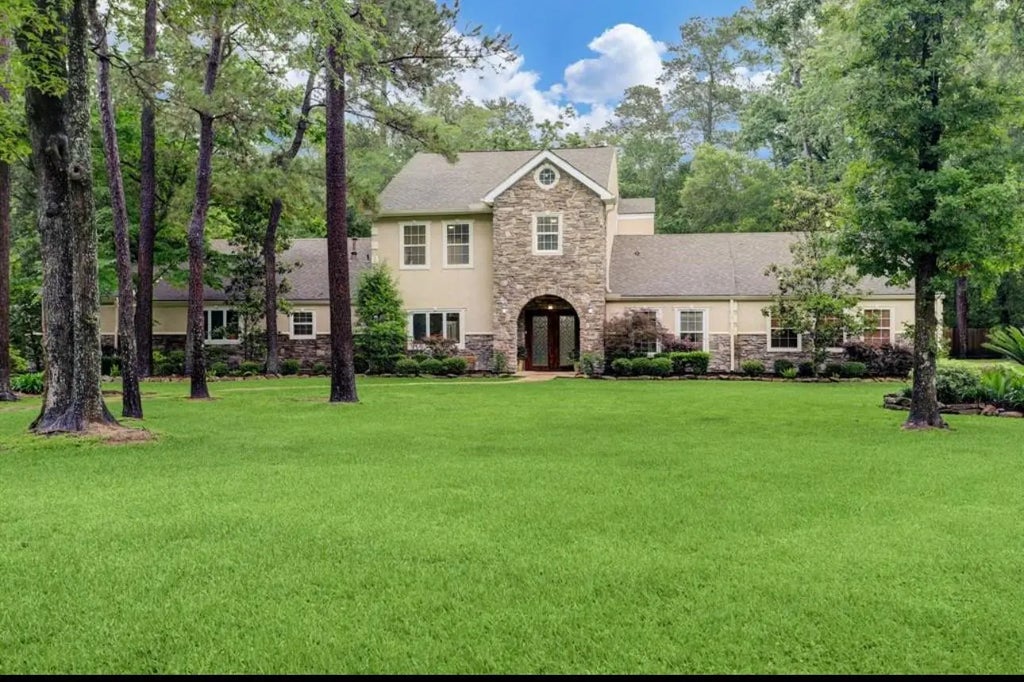 2502 Lake Gardens Court, Kingwood
