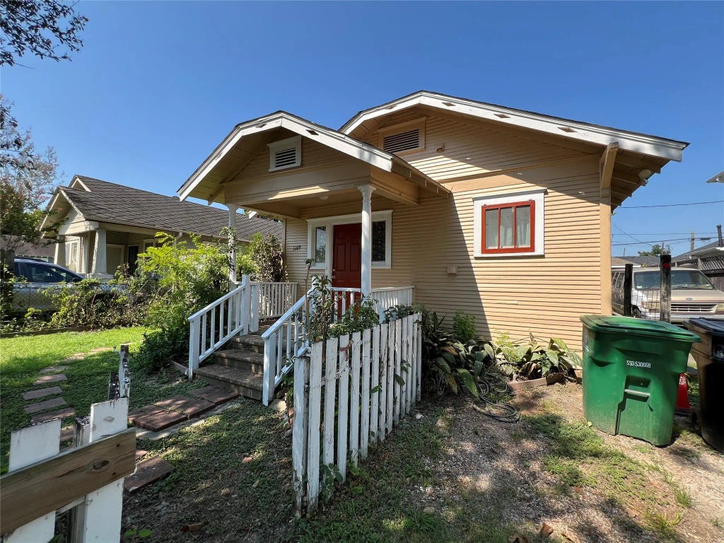 1109 Walton Street, Houston