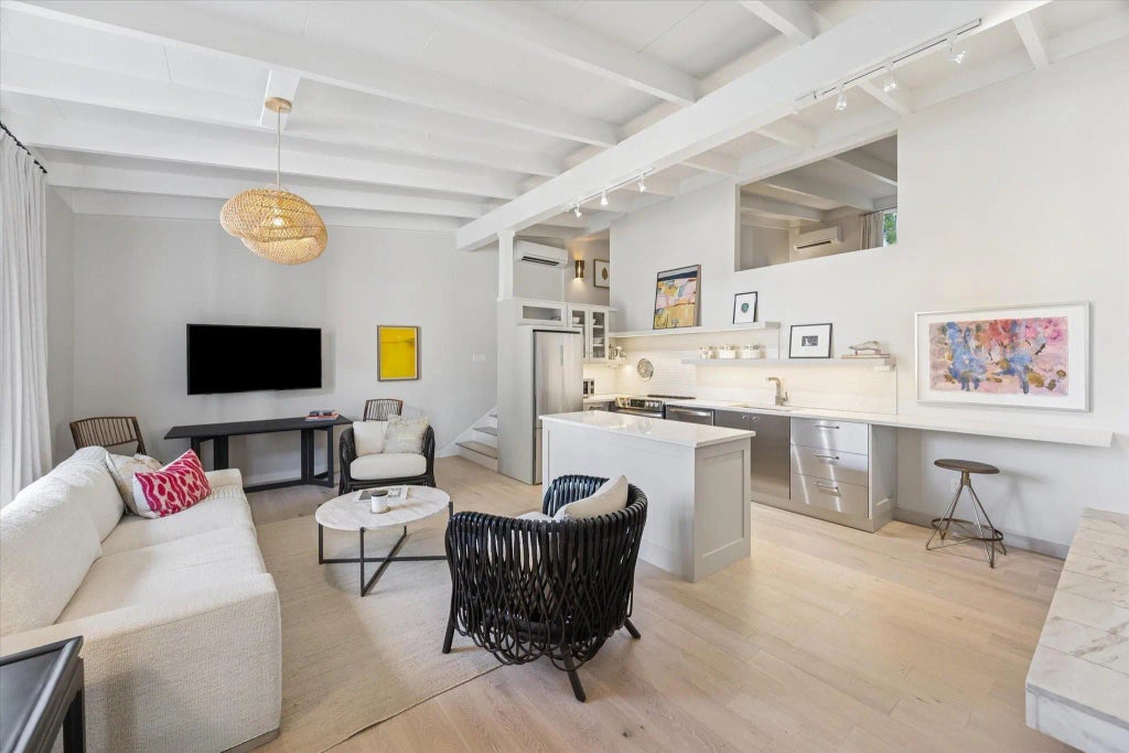 5248 Memorial Drive 5248, Houston