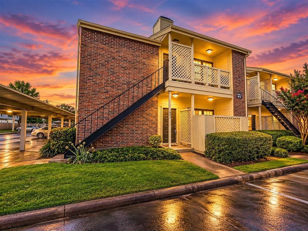 2121 El Paseo Street 1807, Houston