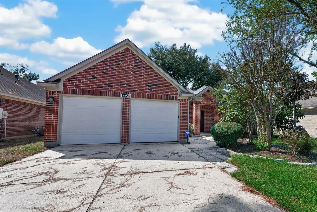 31003 N Head Drive, Spring