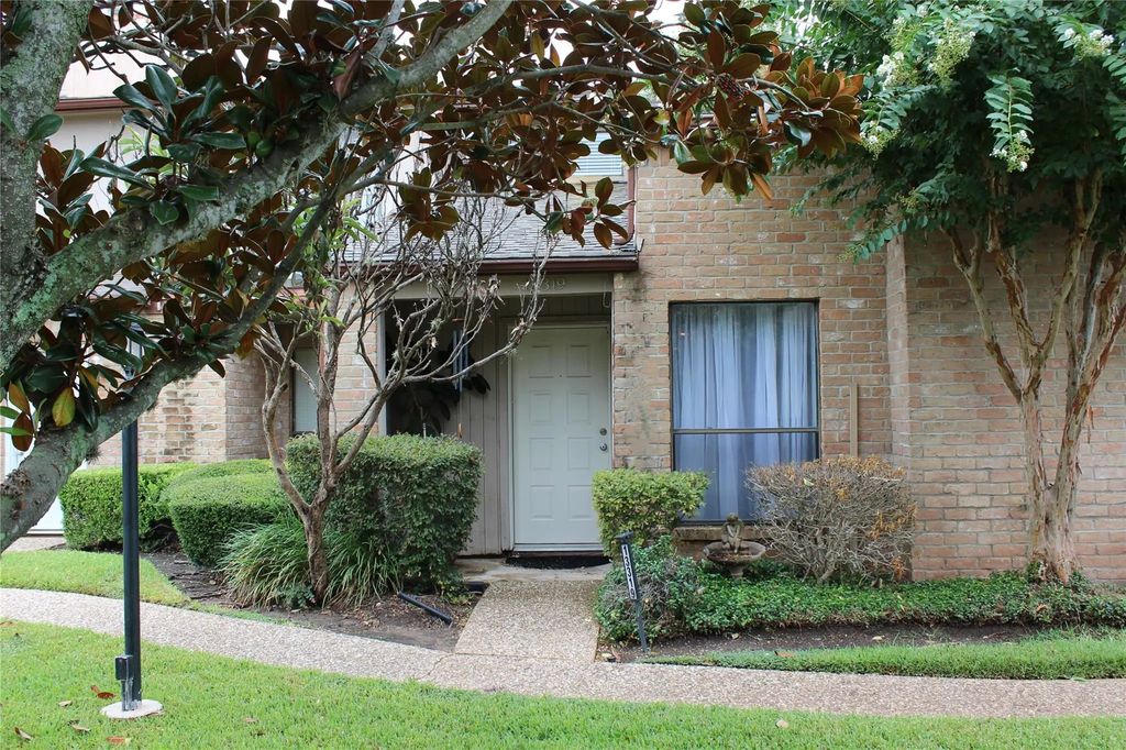 13319 Parkway Boulevard, Sugar Land