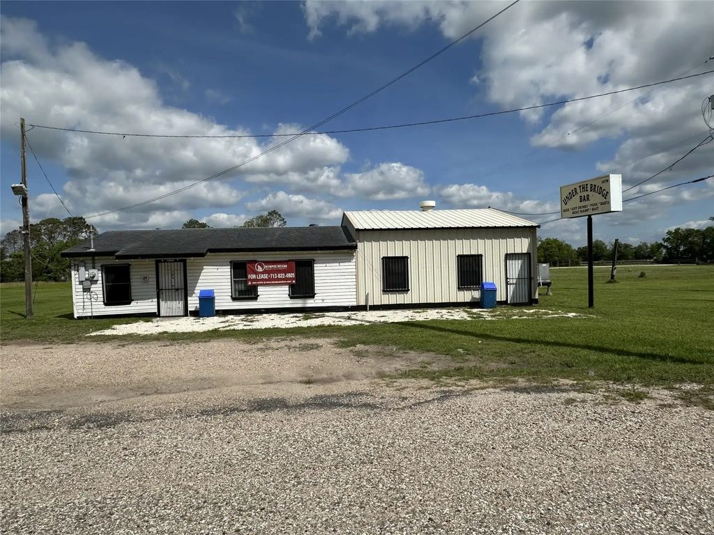 4923 County Road 227, Freeport