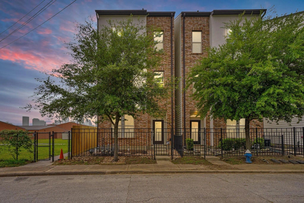 703 Schwartz Street, Houston