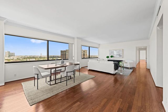 5000 Montrose Boulevard 21e, Houston