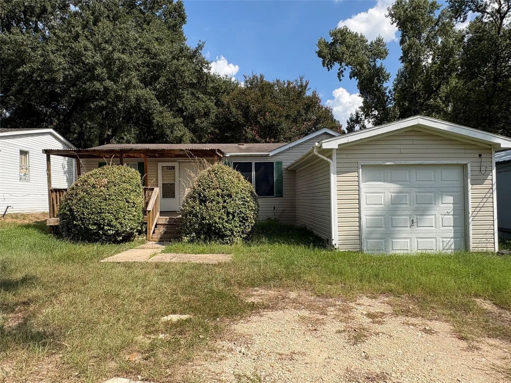 15198 Paradise Cove Drive, Willis