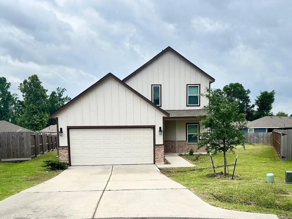 15002 Sorrento Bay Court, Willis