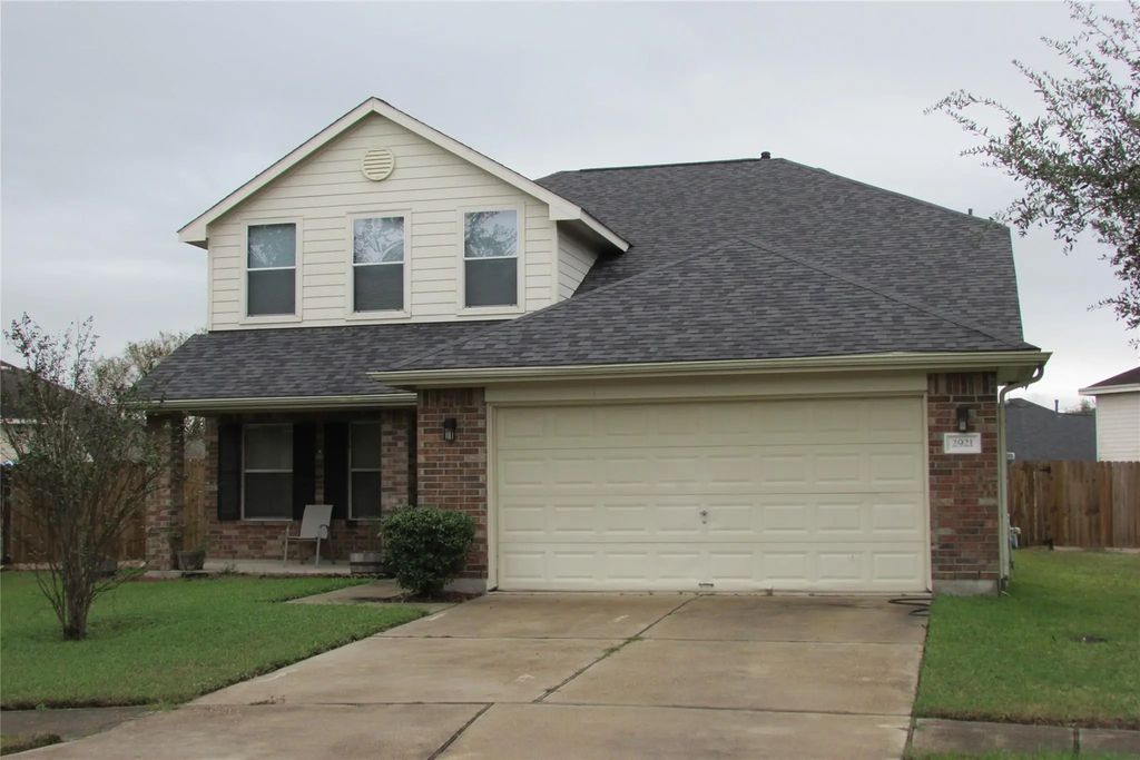 2921 Standing Springs Lane, Dickinson