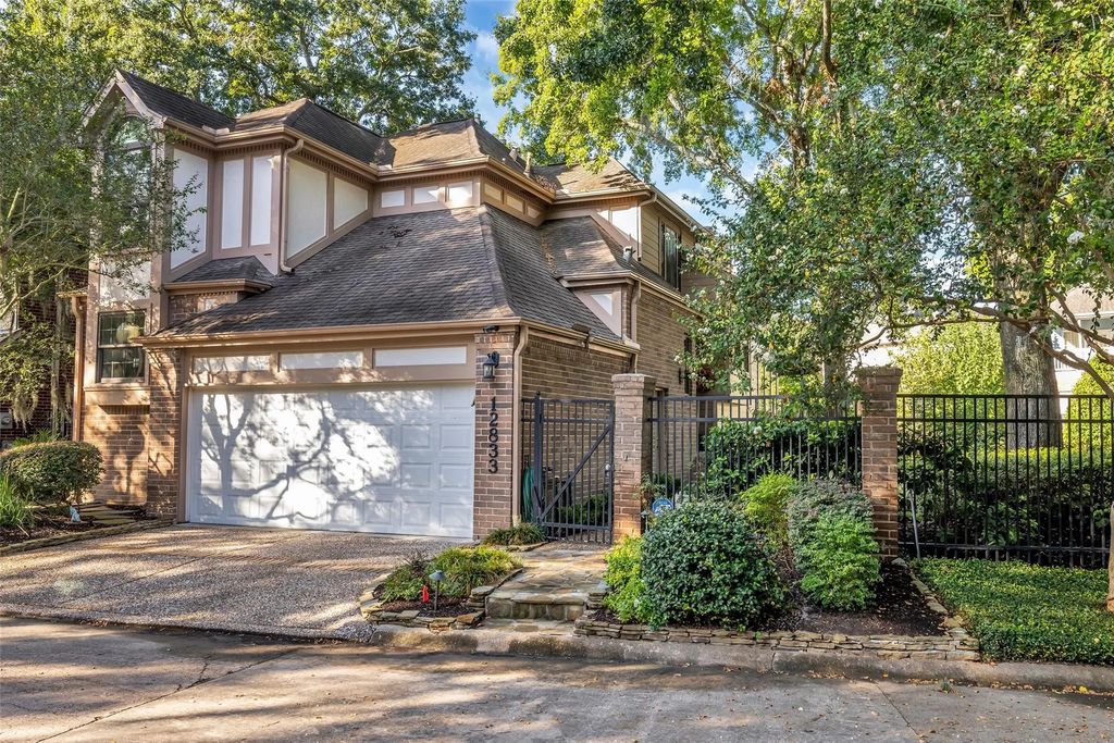 12833 Kingsbridge Lane, Houston