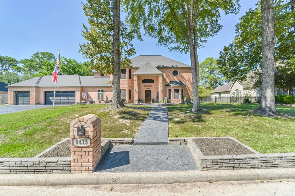 8415 Atascocita Lake Way, Humble