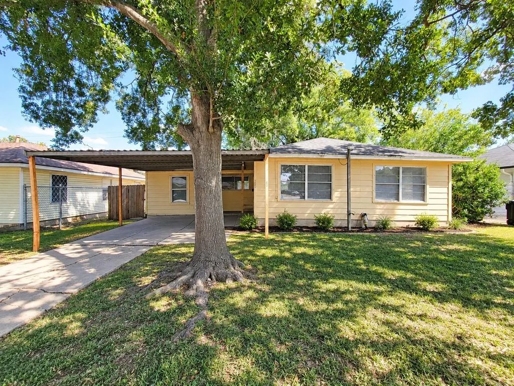 5239 Falvey Street, Houston