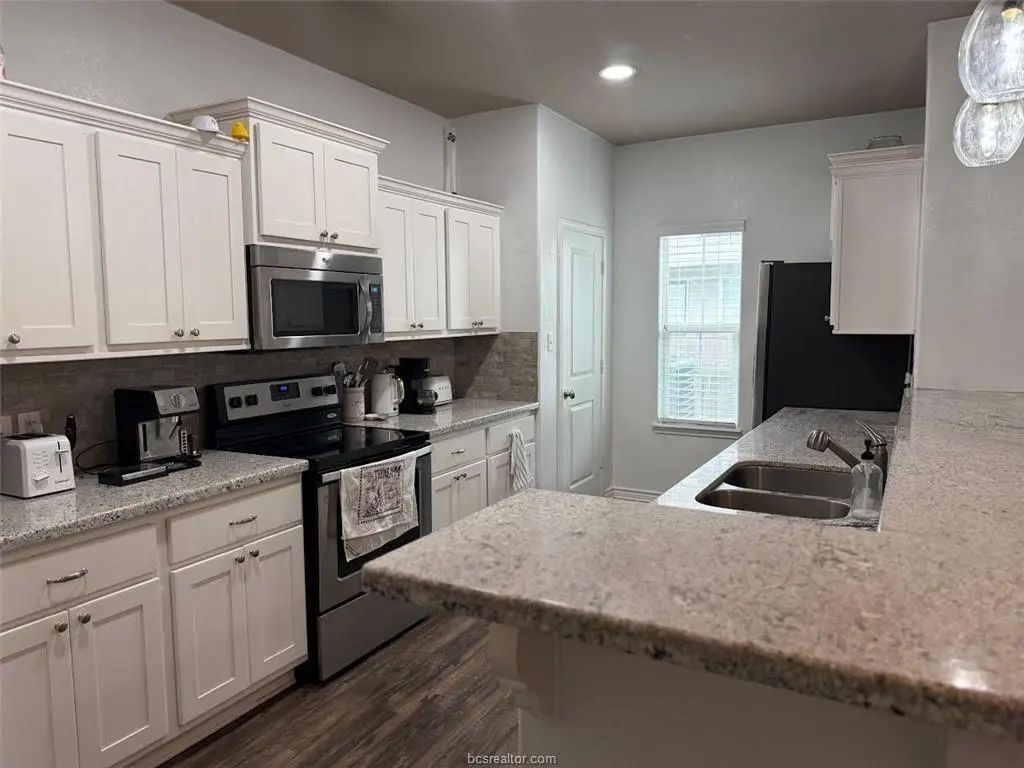 3420 Summerway Drive, College Station