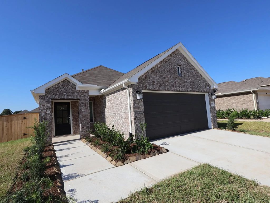 346 Birch Blossom Path, Magnolia