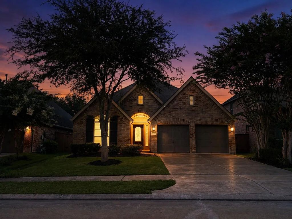 17514 Woodfalls Lane, Richmond