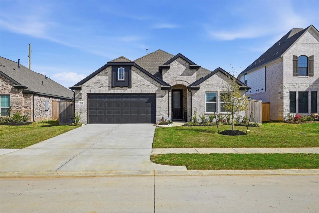 32326 Green Ash Drive, Waller
