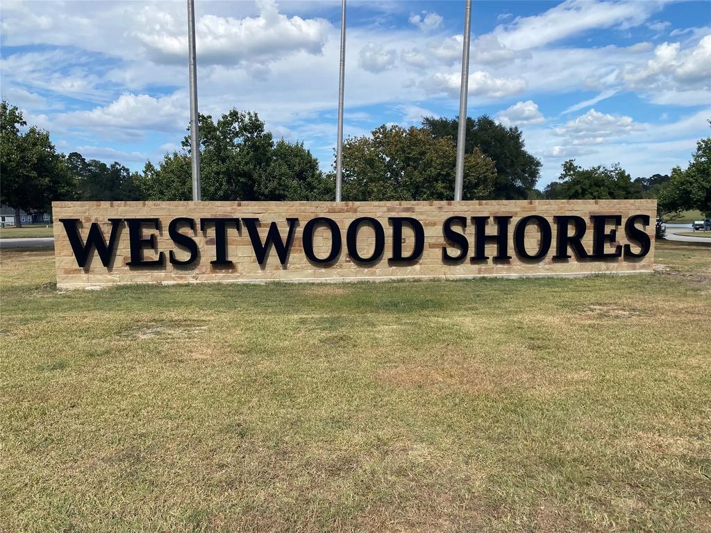 51 Wood Harbor, Trinity