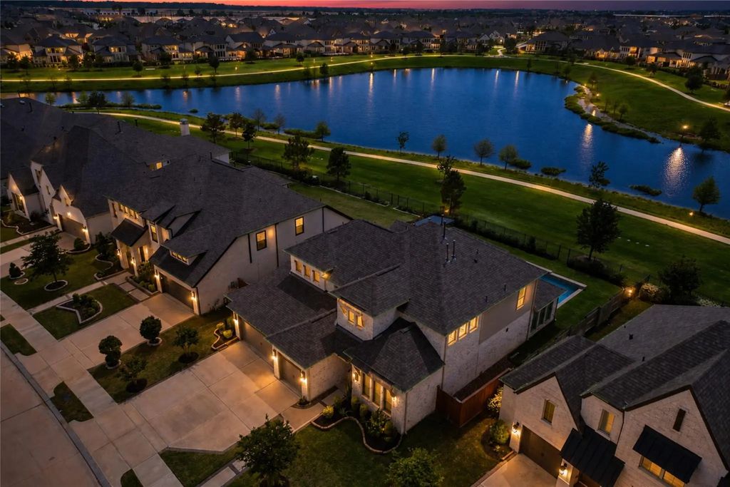 7519 Blue Finch Lane, Katy