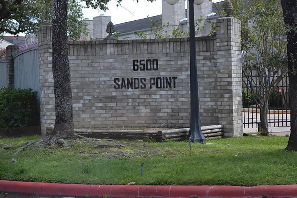 6500 Sands Point Drive 815, Houston