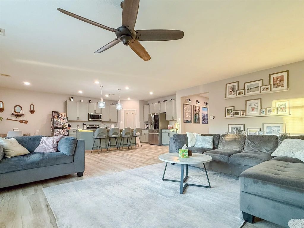 3502 Pentland Downs Street, Pearland