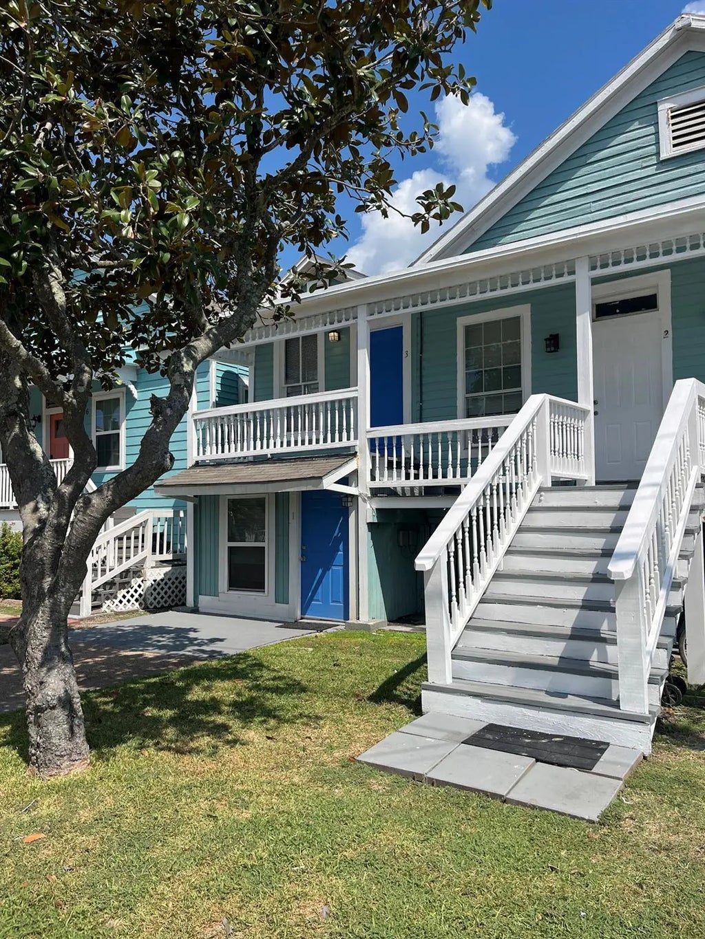 1810 24th St 3, Galveston