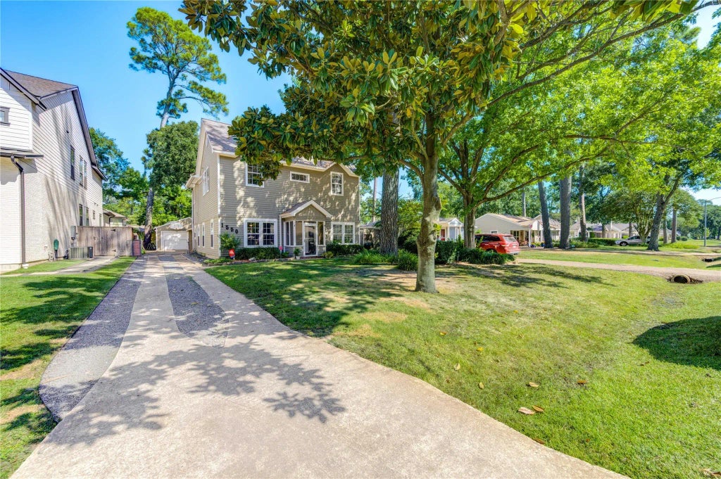 1550 Sue Barnett Drive, Houston