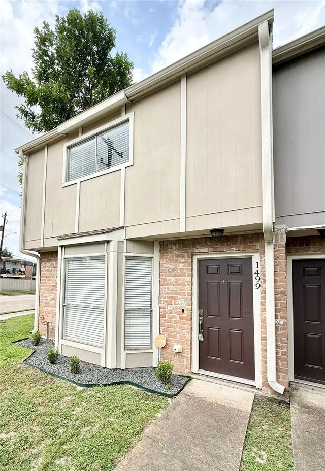 1499 Springrock Lane, Houston