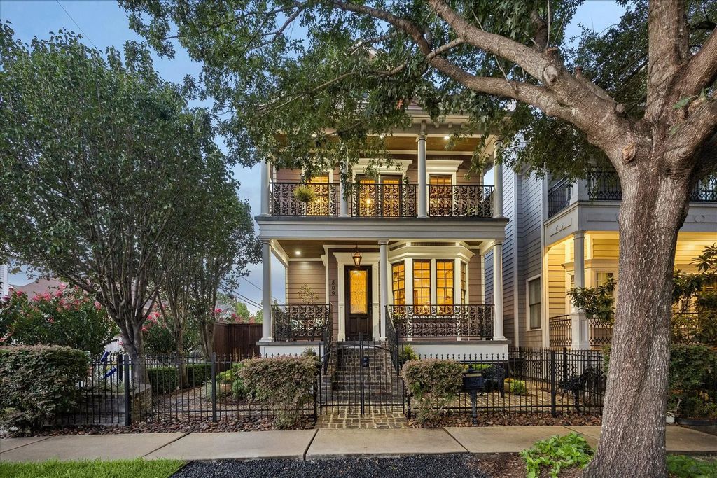 809 W 9th Street, Houston