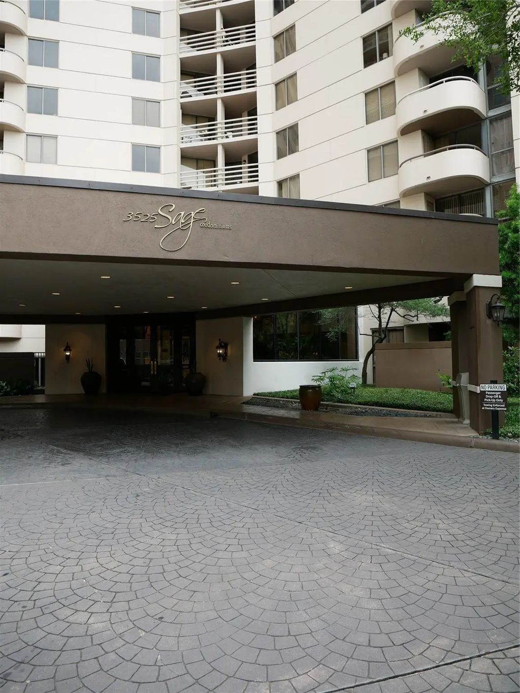 3525 Sage Road 1001, Houston