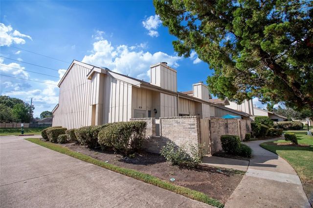 3162 Windchase Boulevard 451, Houston