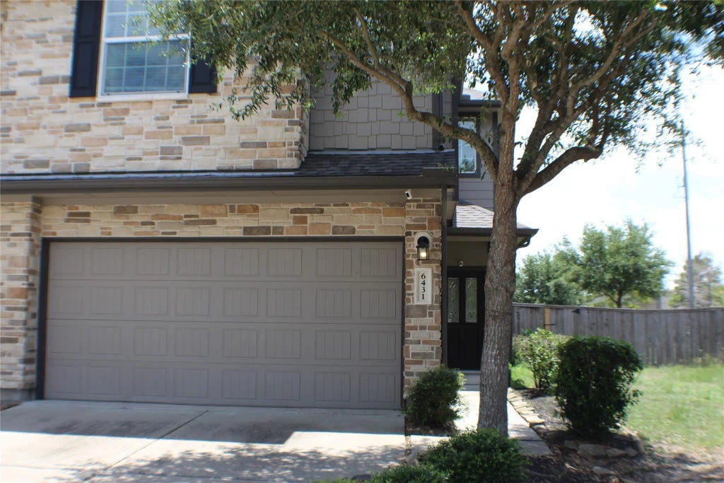6431 Densberry Lane, Katy