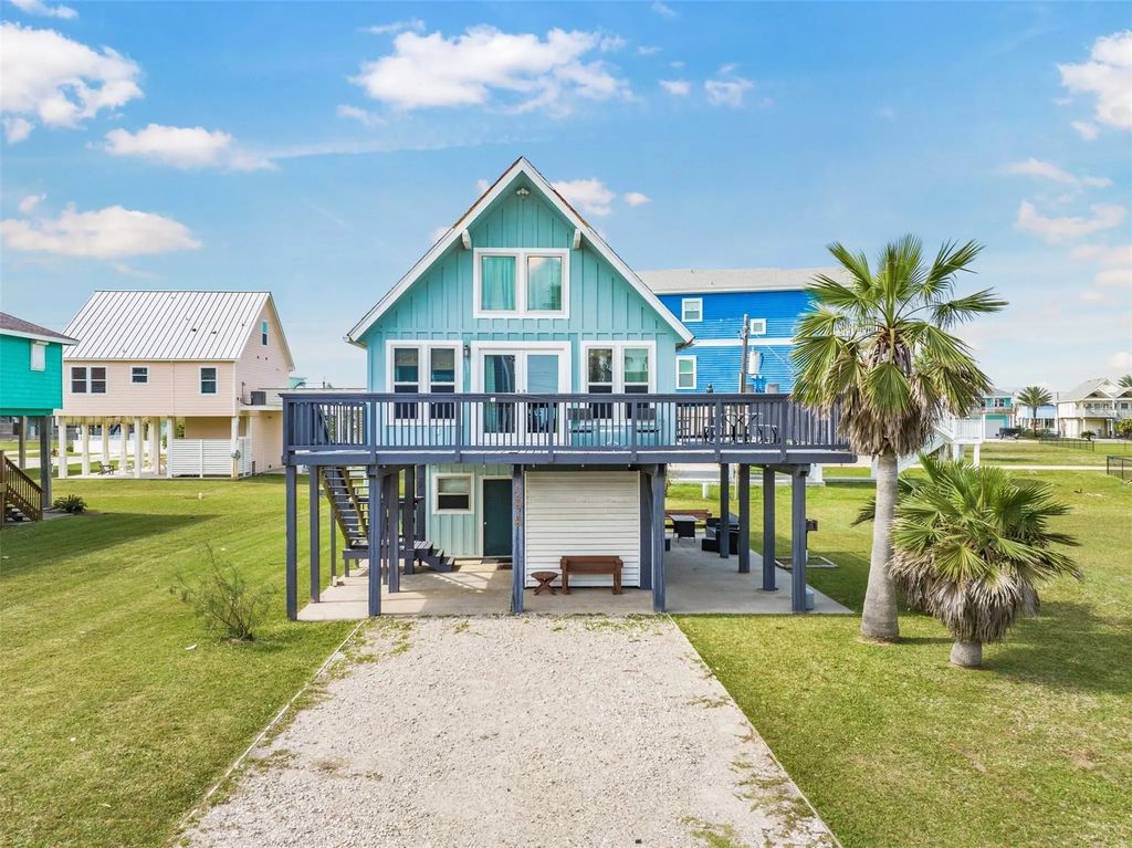 22818 Buena Street, Galveston