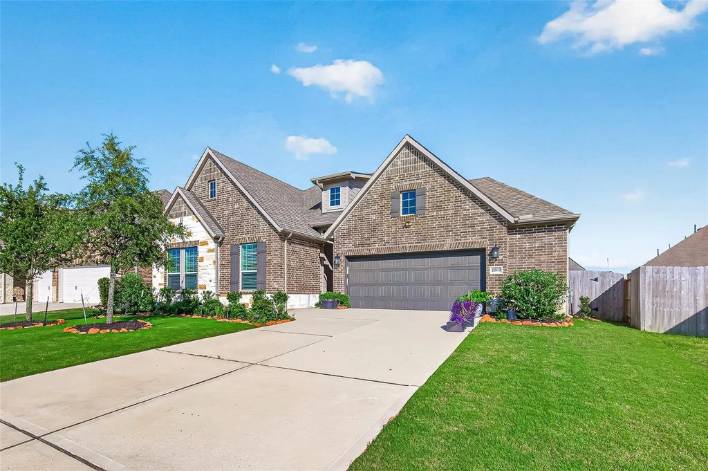 2207 Carrol Creek Drive, Richmond