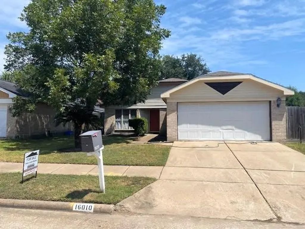 16010 Vista Del Mar Drive, Houston