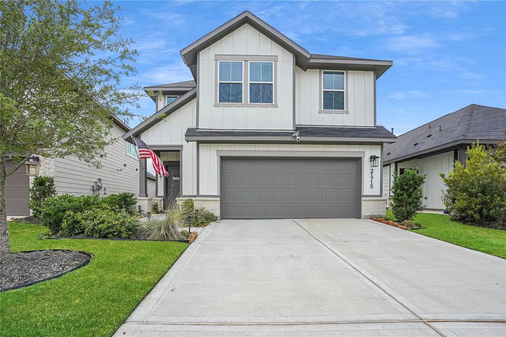 21715 White Bellflower Lane, Cypress