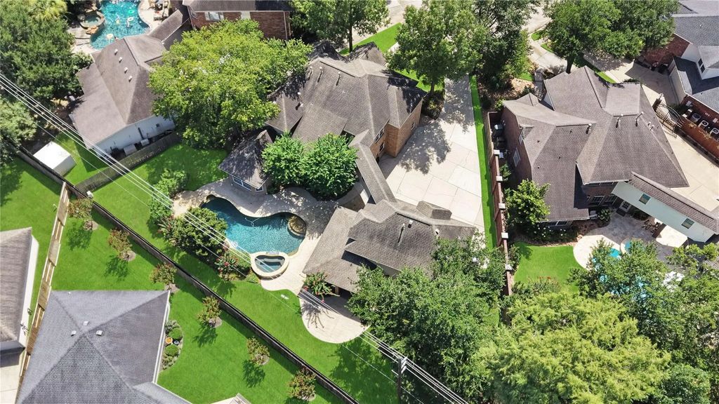 11502 Pecan Canyon Court, Tomball