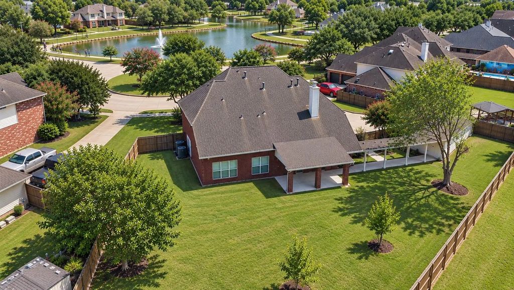 2913 Palmer Drive, Friendswood