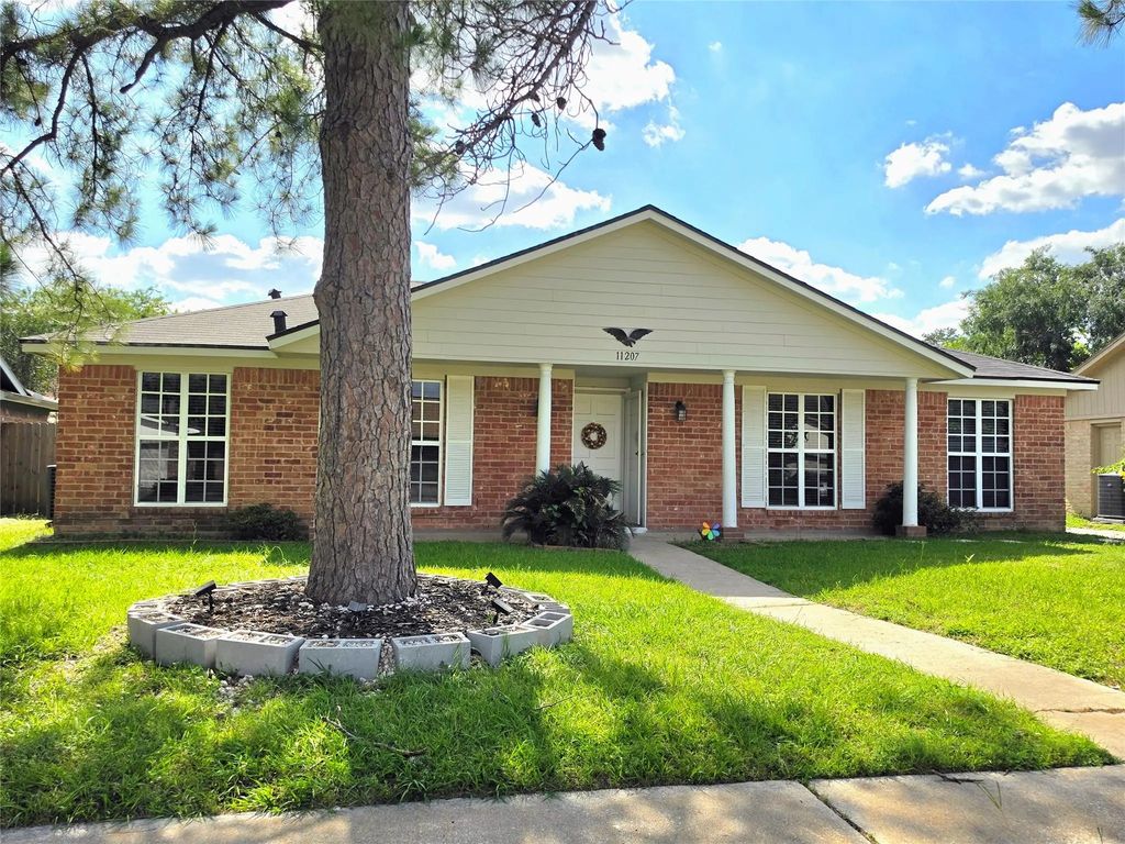 11207 Broadsweep Drive Drive, Houston