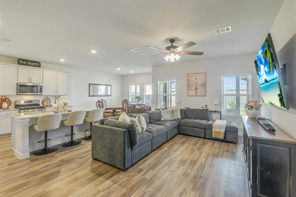 25300 Carnation Court, Montgomery