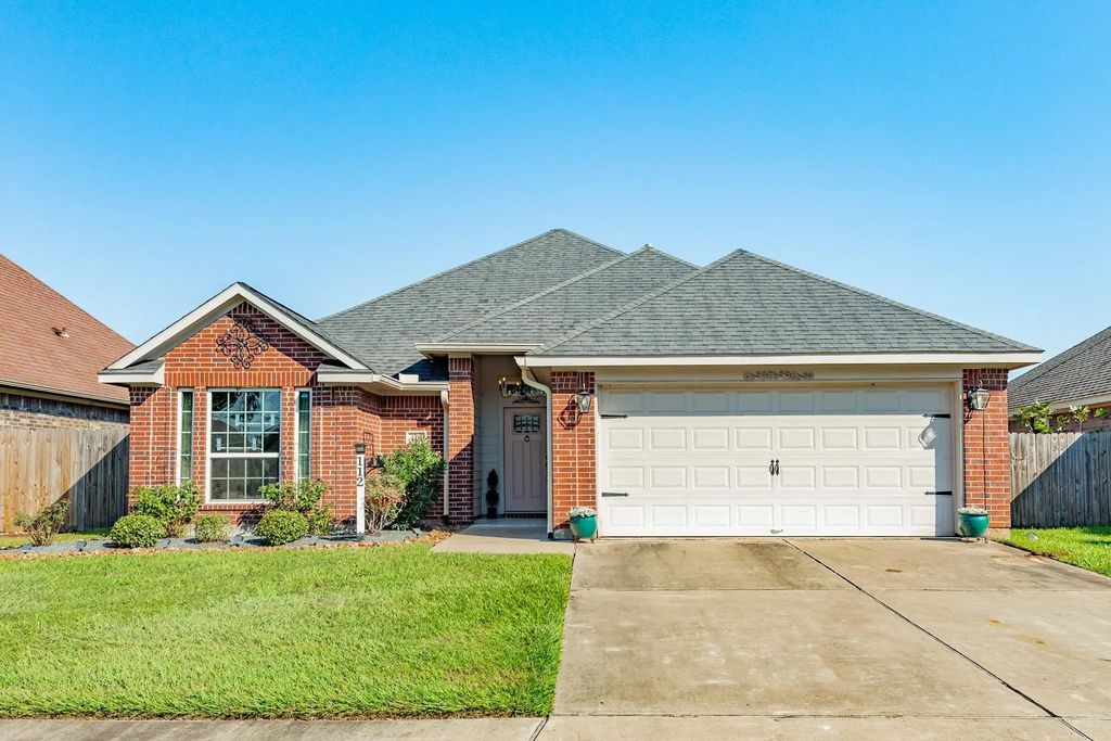 112 Blue Jay Court, Richwood