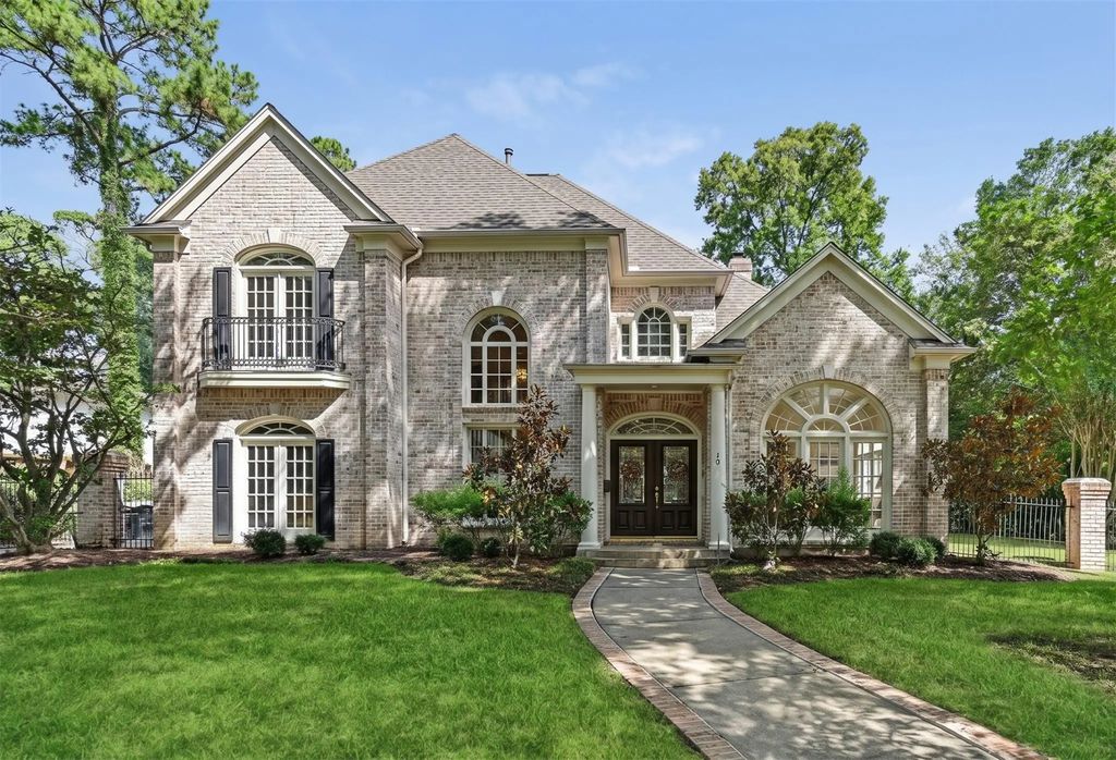 10 Sandalwood Drive, Houston