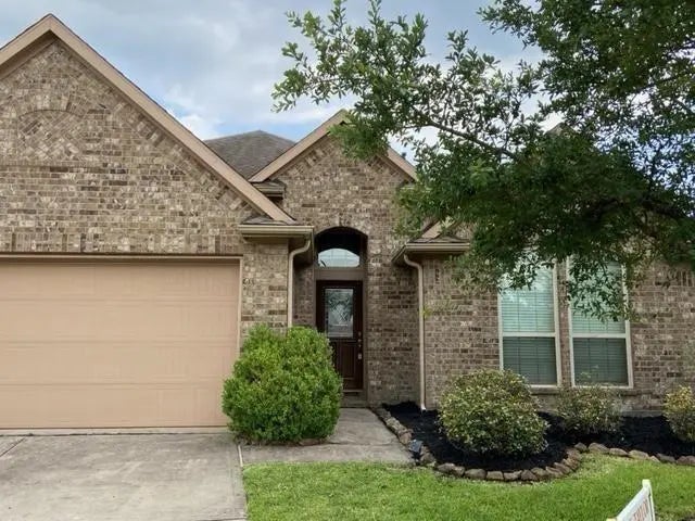 4822 Emerald Bay Circle, Baytown