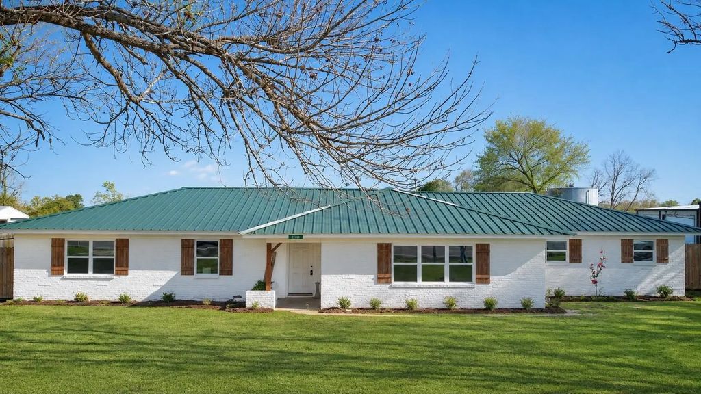 12294 State Highway 21 E, Midway