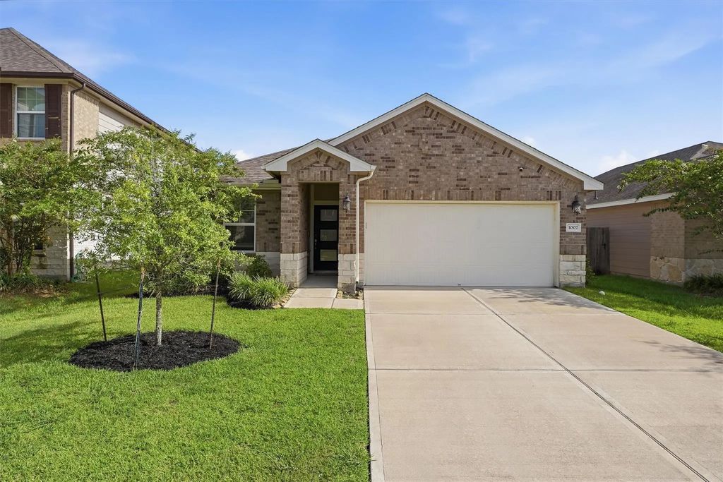 1007 Modesto Drive, Rosharon